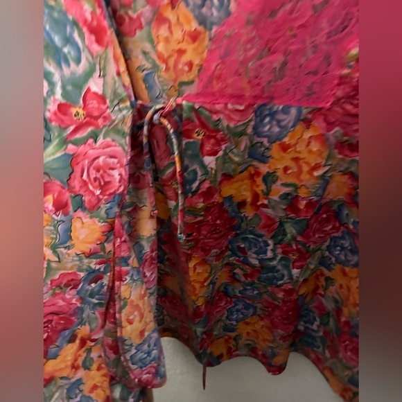 Vanity Fair Multicolor All Over Floral Print Satin Robe M - Picture 6 of 12
